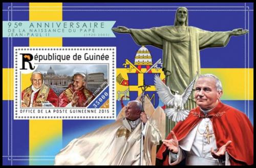 Poštová známka Guinea 2015 Papež Jan Pavel II. Mi# Block 2519 Kat 14€