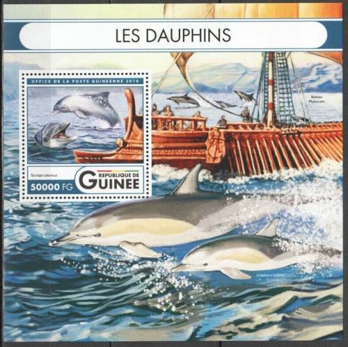 Poštová známka Guinea 2016 Delfíny Mi# Block 2707 Kat 20€