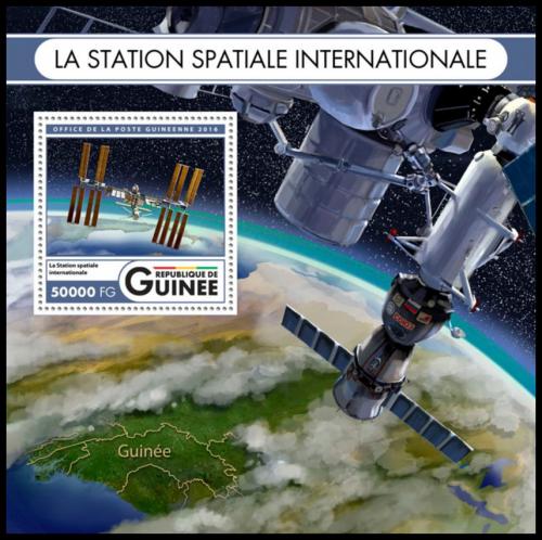 Poštová známka Guinea 2016 Mezinárodní vesmírná stanice Mi# Block 2717 Kat 20€
