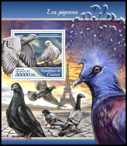 Poštová známka Guinea 2017 Holubi Mi# Block 2810 Kat 20€