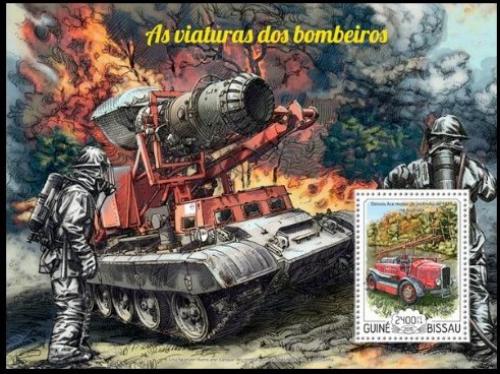 Poštová známka Guinea-Bissau 2015 Hasièská technika Mi# Block 1338 Kat 9€