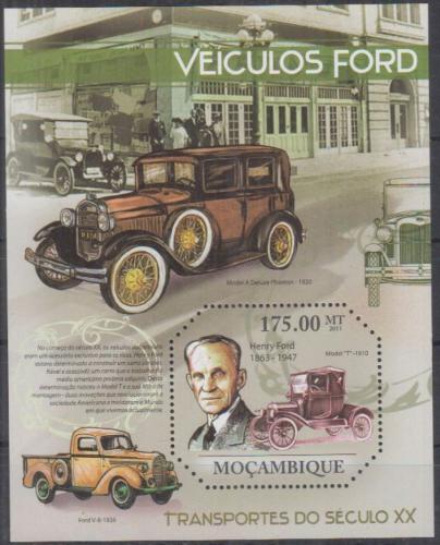 Poštová známka Mozambik 2011 Automobily Ford Mi# Block 463 Kat 10€
