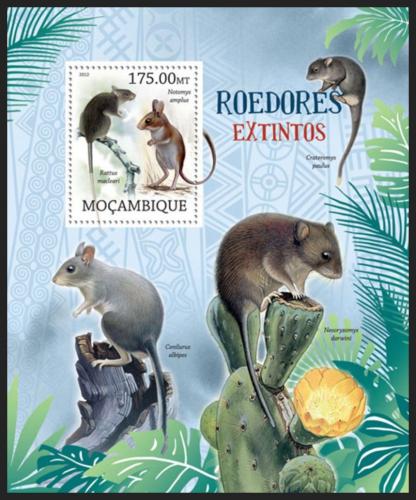 Poštová známka Mozambik 2012 Vyhynulí hlodavci Mi# Mi# Block 621 Kat 10€
