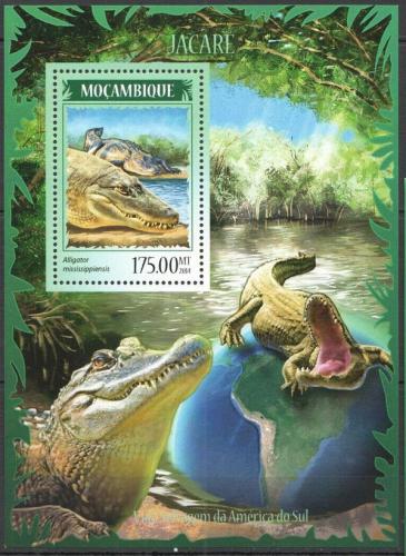 Poštová známka Mozambik 2014 Krokodíly Mi# Block 893 Kat 10€