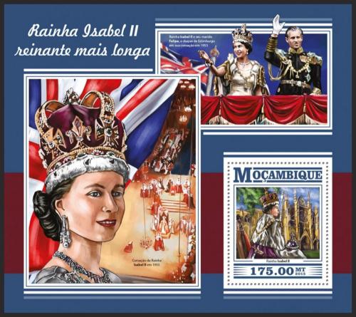 Poštová známka Mozambik 2015 Krá¾ovna Alžbeta II. Mi# Block 1063 Kat 10€
