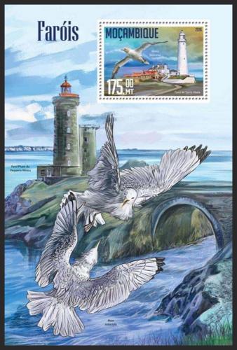 Poštová známka Mozambik 2016 Majáky Mi# Block 1133 Kat 10€