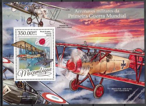 Poštová známka Mozambik 2016 Vojnová lietadla Mi# Block 1165 Kat 20€