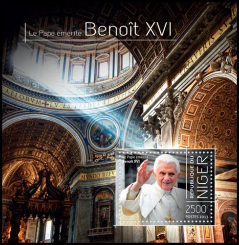 Poštová známka Niger 2013 Papež Benedikt XVI. Mi# Block 265 Kat 10€