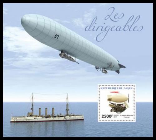 Poštová známka Niger 2014 Vzducholode Mi# Block 339 Kat 10€
