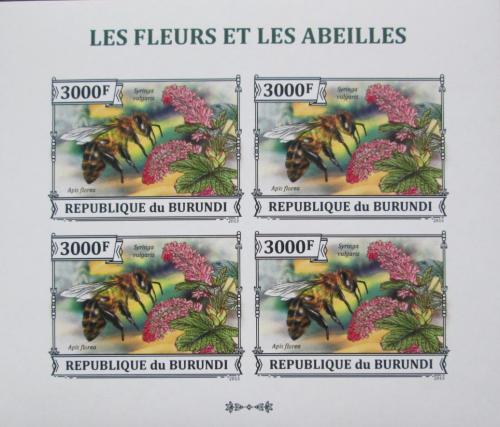 Potov znmky Burundi 2013 Vely a kvety neperf. Mi# 3291 B Bogen
