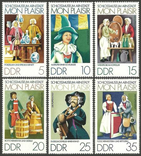 Poštovní známky DDR 1974 Loutky Mi# 1975-80