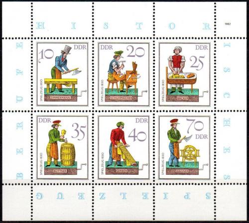 Poštové známky DDR 1982 Historické hraèky Mi# 2758-63 Bogen 