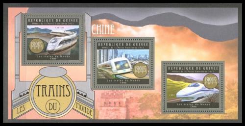 Poštovní známky Guinea 2012 Èínské lokomotivy Mi# 9579-81 Kat 18€
