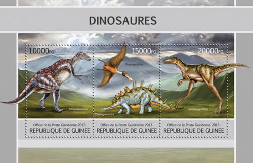 Poštové známky Guinea 2013 Dinosaury Mi# 9725-27 Kat 18€