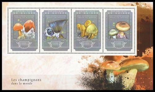 Poštové známky Guinea 2014 Huby Mi# 10787-90 Kat 20€