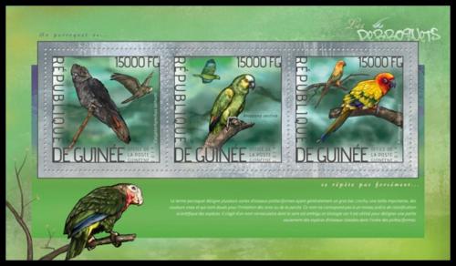 Poštové známky Guinea 2014 Papagáje Mi# 10355-57 Kat 18€