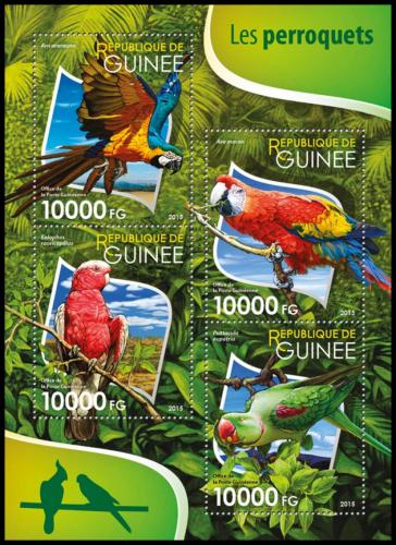 Poštové známky Guinea 2015 Papagáje Mi# 11443-46 Kat 16€
