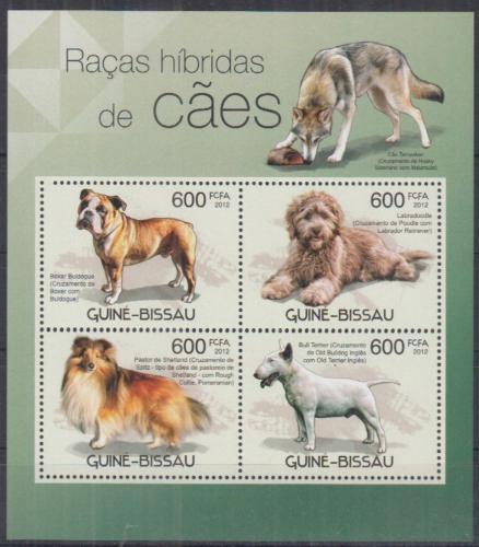 Poštové známky Guinea-Bissau 2012 Psy Mi# 5867-90 Kat 9.50€