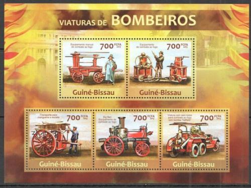 Poštové známky Guinea-Bissau 2013 Historická hasièská autá Mi# 6620-24 Kat 14€
