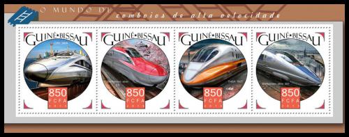 Poštové známky Guinea-Bissau 2015 Moderní lokomotívy Mi# 8371-74 Kat 13€