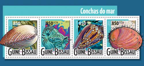 Poštové známky Guinea-Bissau 2015 Mušle Mi# 7943-46 Kat 13€