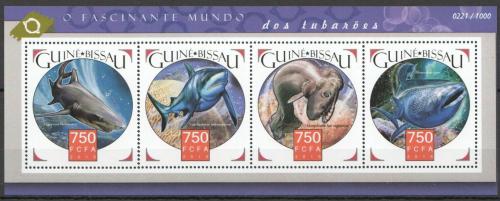 Poštové známky Guinea-Bissau 2015 Žraloky Mi# 8348-51 Kat 11€