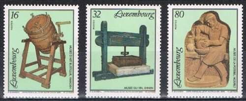 Poštové známky Luxembursko 1995 Muzejní exponáty Mi# 1377-79 Kat 6€ 
