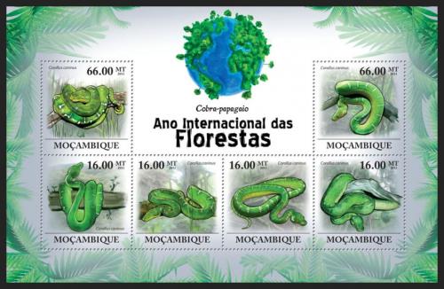 Poštové známky Mozambik 2011 Psohlavec zelený Mi# 4322-27 Kat 11€