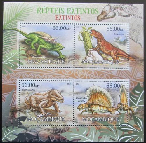 Poštové známky Mozambik 2012 Vyhynulí plazy Mi# 5836-39 Kat 15€