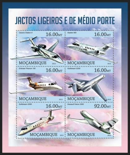 Poštové známky Mozambik 2013 Proudové letouny Mi# 6581-86 Kat 10€