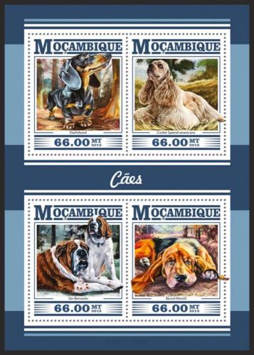 Poštové známky Mozambik 2015 Psy Mi# 8014-17 Kat 15€