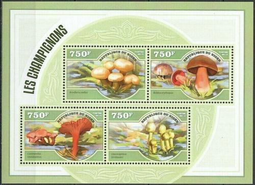 Poštové známky Niger 2014 Huby Mi# 3025-28 Kat 12€