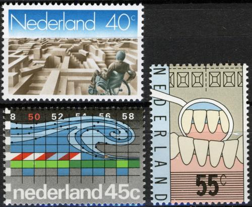 Potov znmky Holandsko 1977 Vro Mi# 1106-08